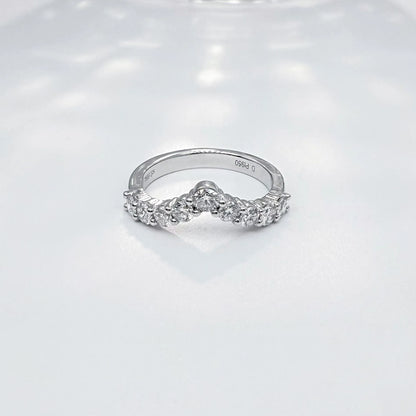 0.72 ctw Minimalist Mixed-Cut Lab-Grown Diamond Band in PT950 Platinum