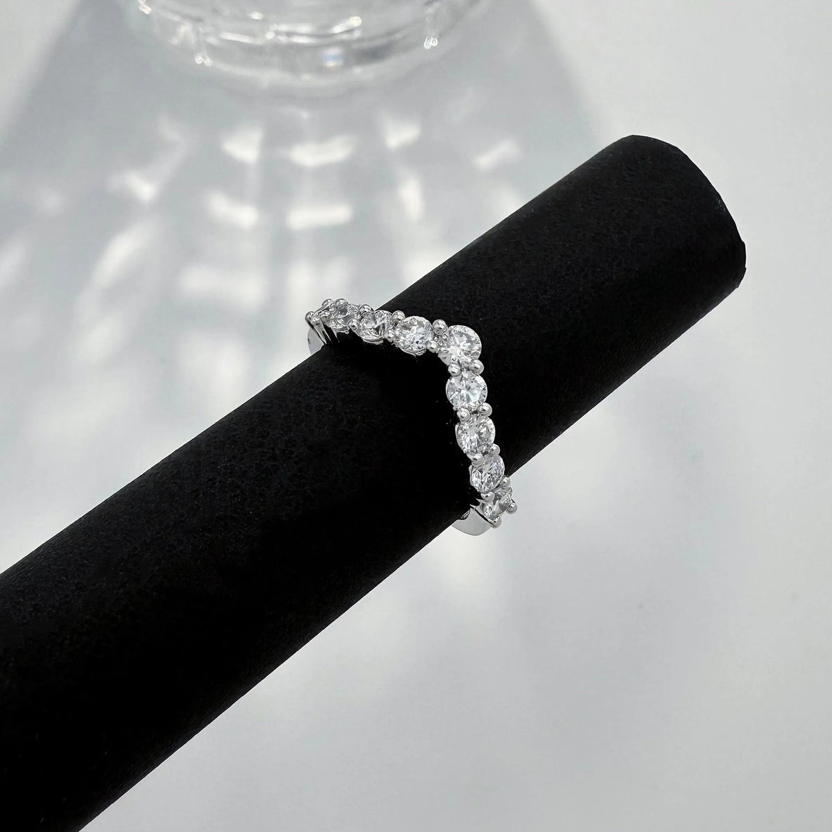 0.72 ctw Minimalist Mixed-Cut Lab-Grown Diamond Band in PT950 Platinum