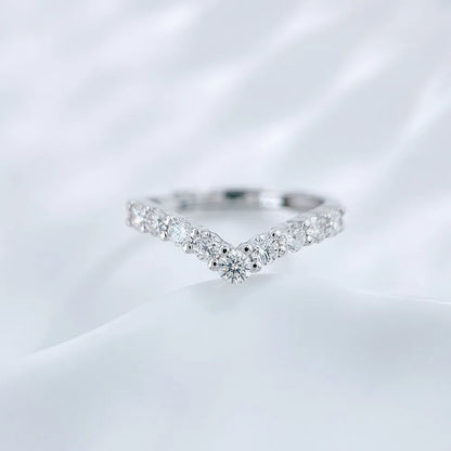 0.7 ctw Round-Cut Lab-Grown Diamond Band in 925 Sterling Silver