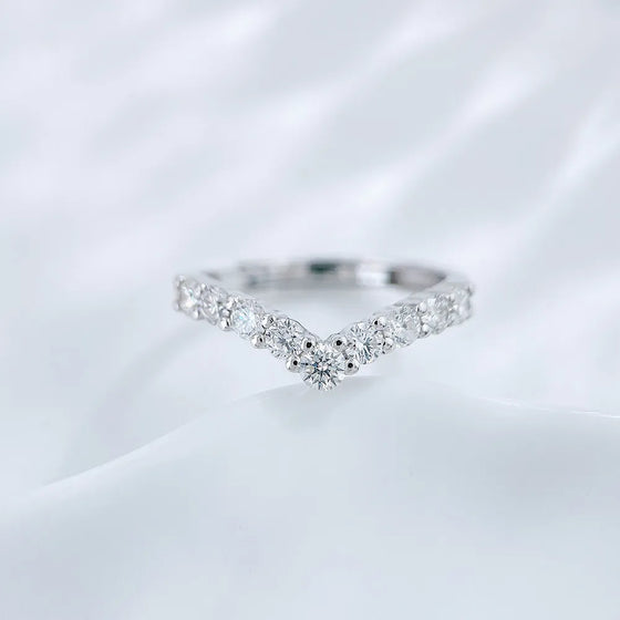 0.7 ctw Round-Cut Lab-Grown Diamond Band in 925 Sterling Silver