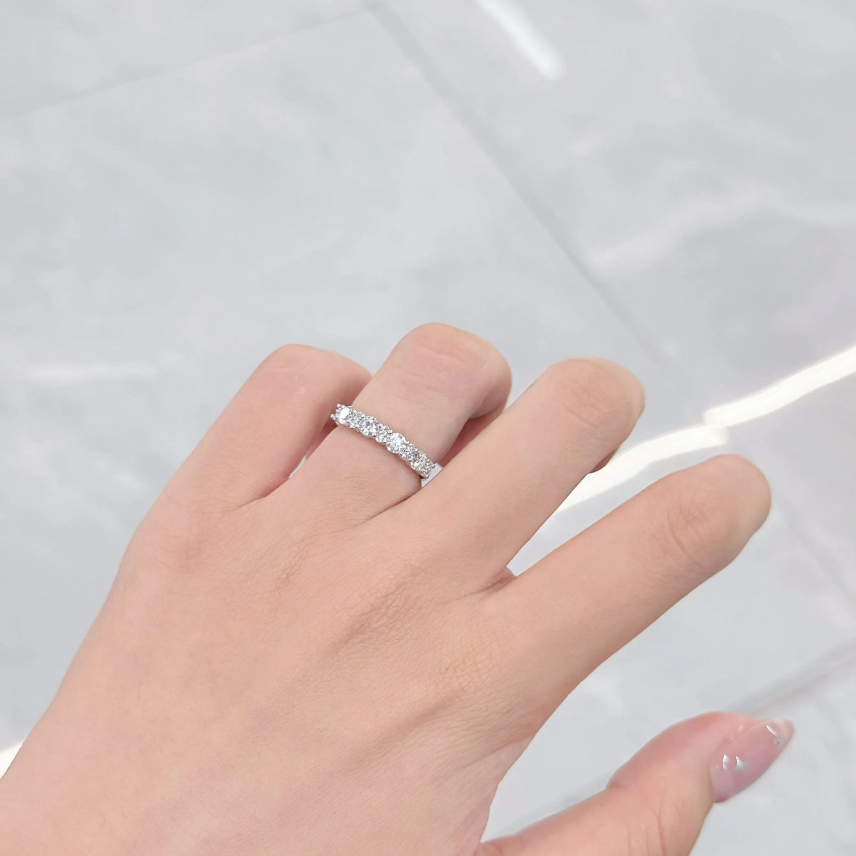 0.79 ctw Minimalist Round-Cut Lab-Grown Diamond Band in PT950 Platinum – APYFR0092-PT