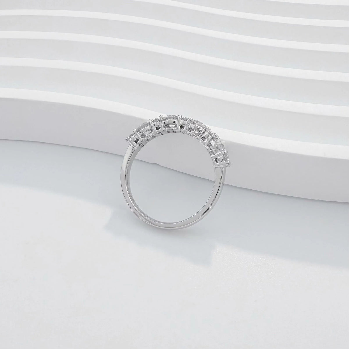 0.79 ctw Minimalist Round-Cut Lab-Grown Diamond Band in PT950 Platinum – APYFR0092-PT