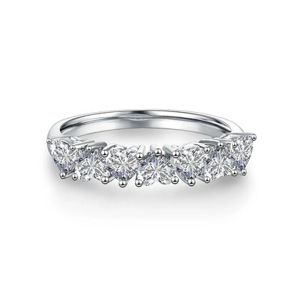 0.98 ctw Heart-Cut Lab-Grown Diamond Band in PT950 Platinum