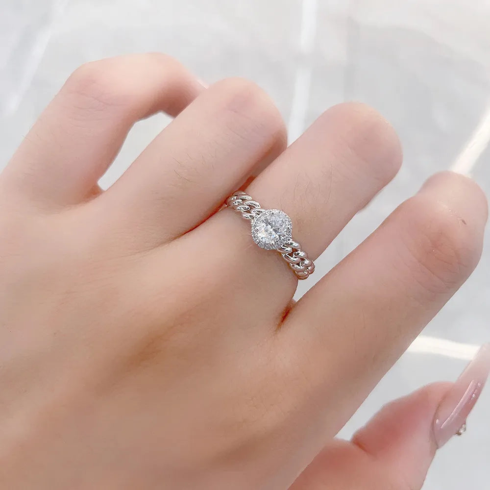 0.33 ct Statement Four-Prong Round-Cut Lab-Grown Diamond Ring in PT950 Platinum – APYFR0098-PT