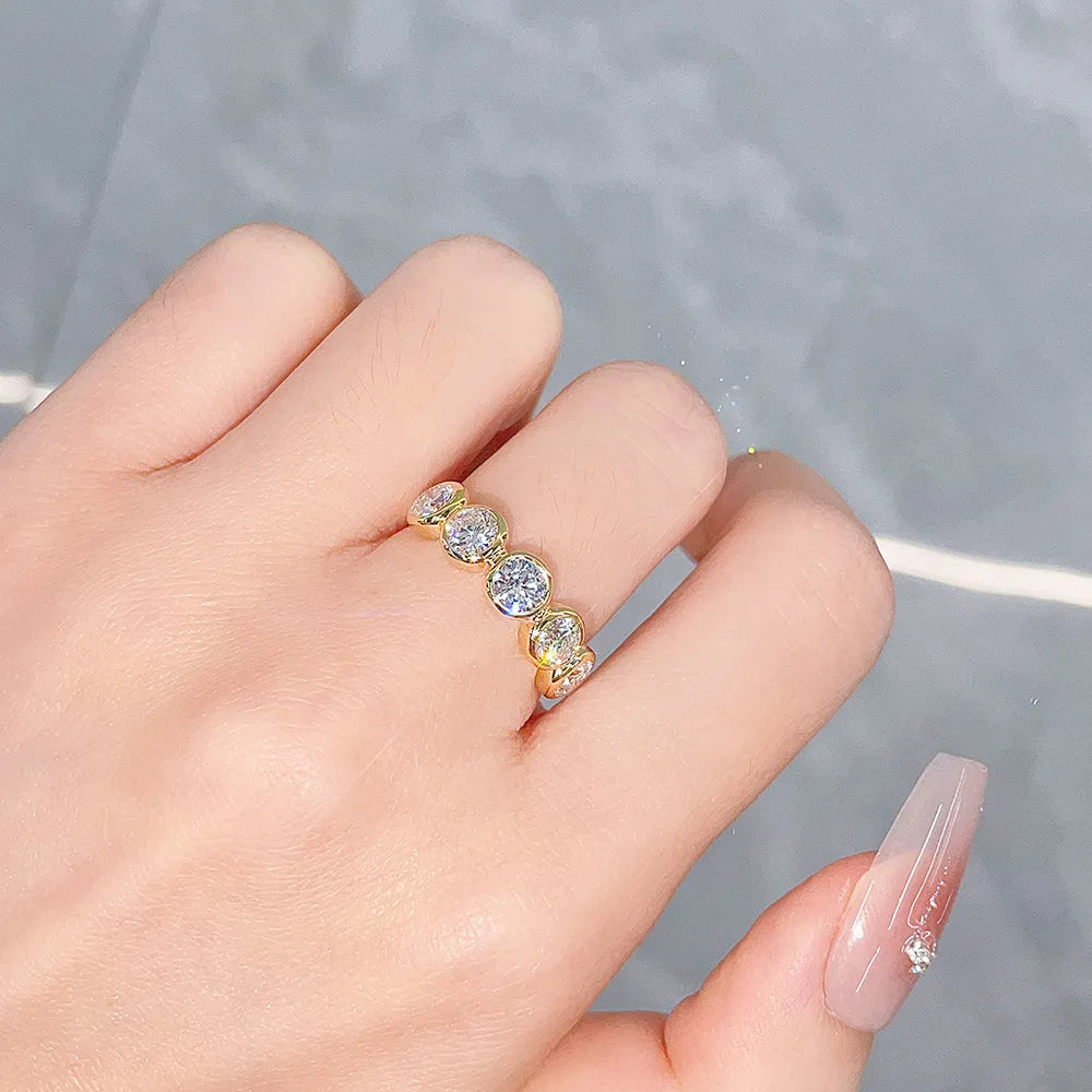 1.57 ctw Vintage Round-Cut Lab-Grown Diamond Band in 18K Yellow Gold