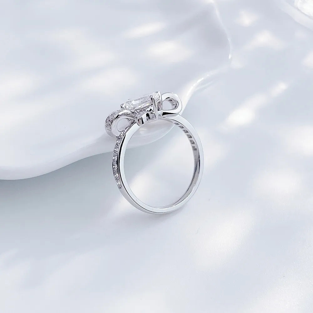 1.02 ct Four-Prong Round-Cut Lab-Grown Diamond Ring in PT950 Platinum – APYFR0100-PT