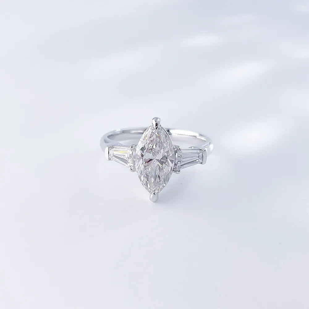 1.03 ct Butterfly Marquise-Cut Lab-Grown Diamond Ring in PT950 Platinum