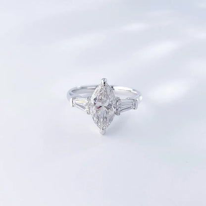 1.03 ct Butterfly Marquise-Cut Lab-Grown Diamond Ring in PT950 Platinum