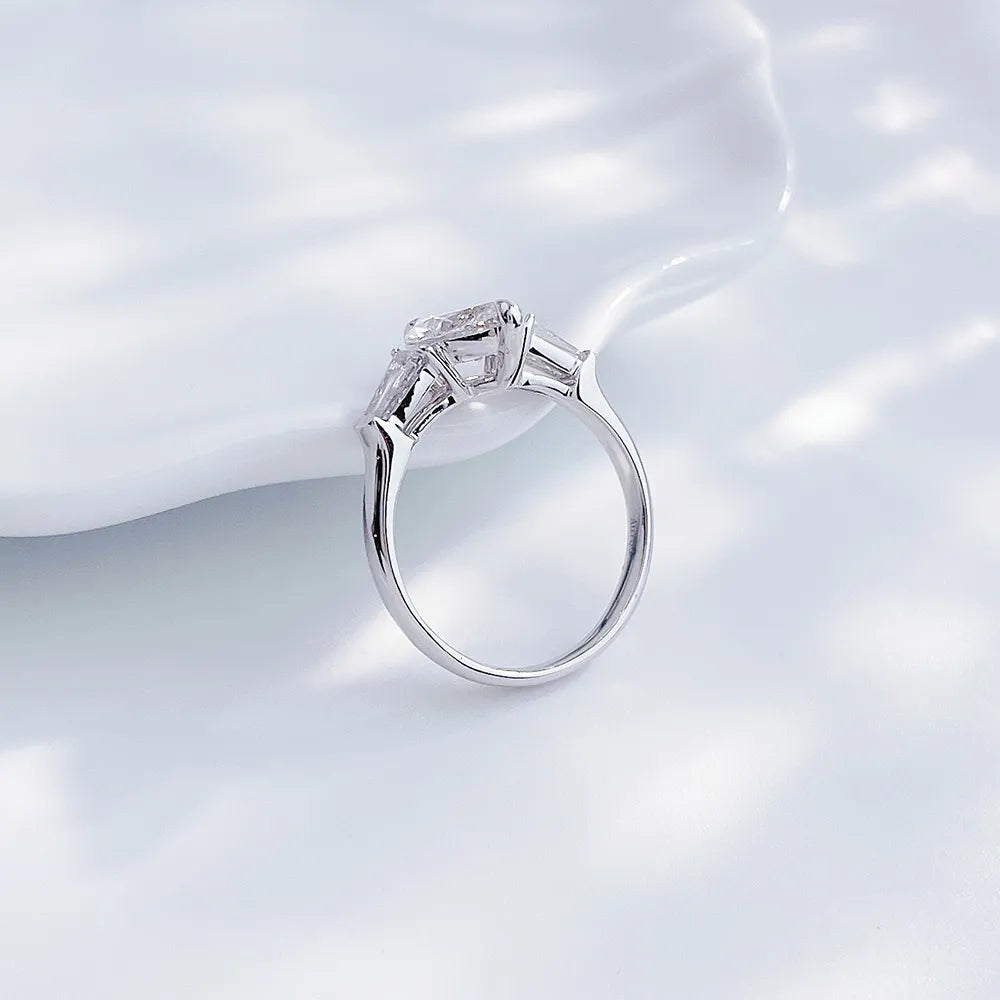 1.03 ct Butterfly Marquise-Cut Lab-Grown Diamond Ring in PT950 Platinum