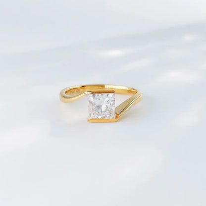 1.01 ct Minimalist Princess-Cut Lab-Grown Diamond Ring in 18K Yellow Gold – APYFR0107-Y