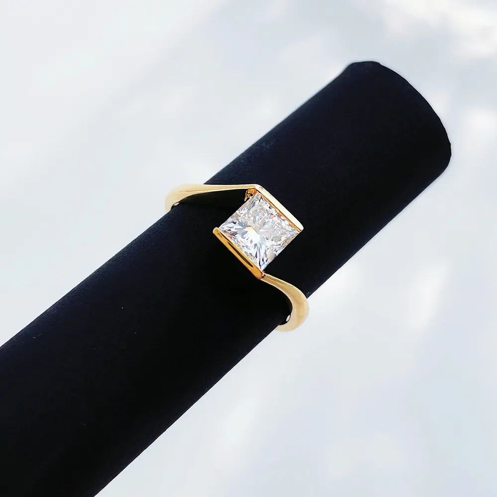 1.01 ct Minimalist Princess-Cut Lab-Grown Diamond Ring in 18K Yellow Gold – APYFR0107-Y