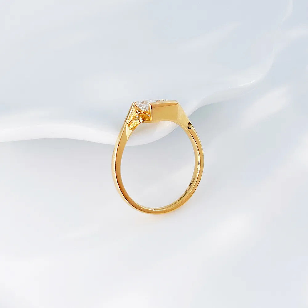 1.01 ct Minimalist Princess-Cut Lab-Grown Diamond Ring in 18K Yellow Gold – APYFR0107-Y