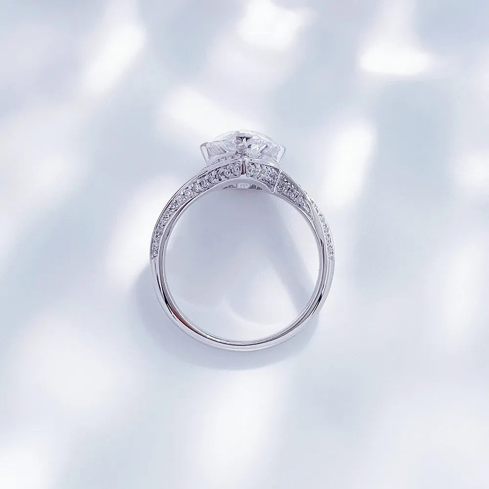 3.1 ct Three-Prong Pear-Cut Lab-Grown Diamond Ring in PT950 Platinum – APYFR0114-PT