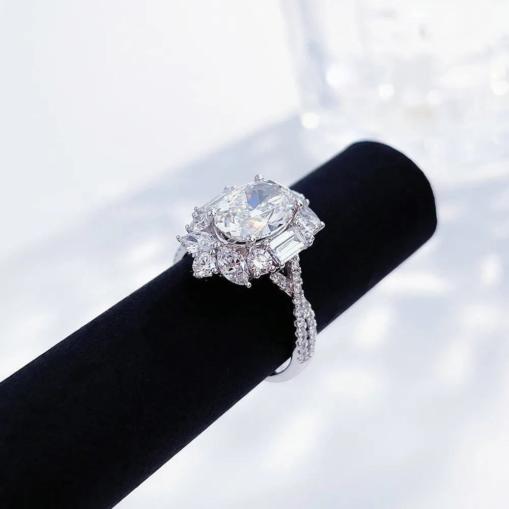 2.21 ct Statement Four-Prong Oval-Cut Lab-Grown Diamond Ring in PT950 Platinum – APYFR0115-PT