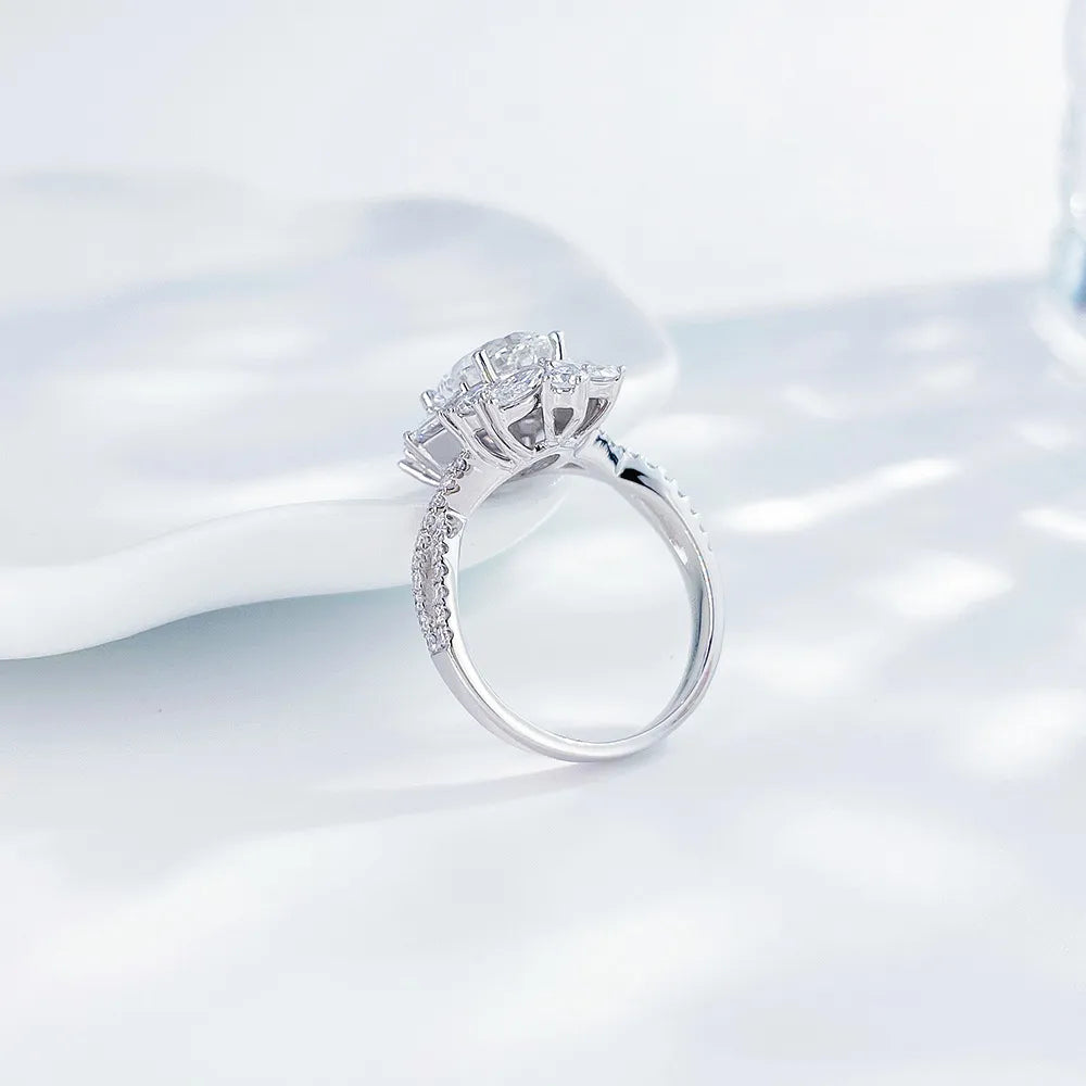 2.21 ct Statement Four-Prong Oval-Cut Lab-Grown Diamond Ring in PT950 Platinum – APYFR0115-PT