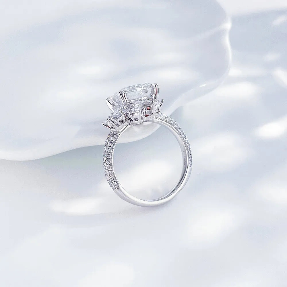 5.01 ct Four-Prong Emerald-Cut Lab-Grown Diamond Ring in PT950 Platinum – APYFR0118-PT