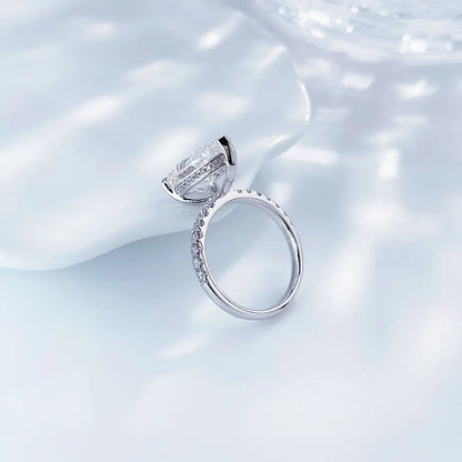 5.5 ct Statement Three-Prong Pear-Cut Lab-Grown Diamond Ring in PT950 Platinum – APYFR0156-PT