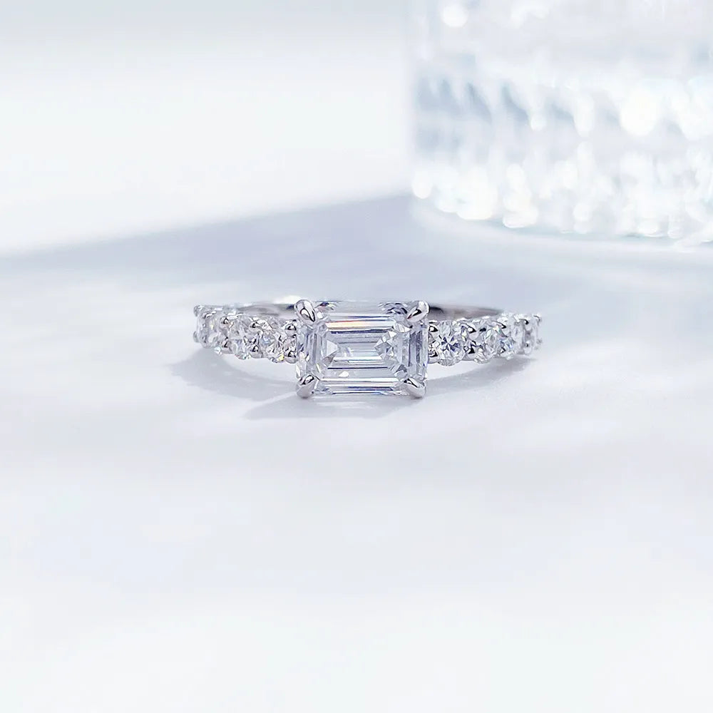 1.06 ct Emerald-Cut Lab-Grown Diamond Ring in PT950 Platinum – APYFR0180-PT