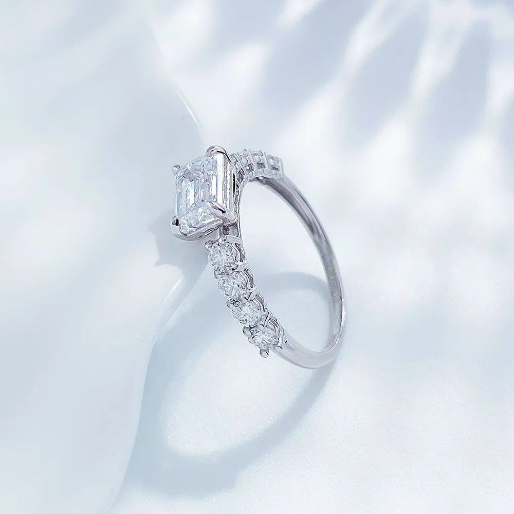 1.06 ct Emerald-Cut Lab-Grown Diamond Ring in PT950 Platinum – APYFR0180-PT