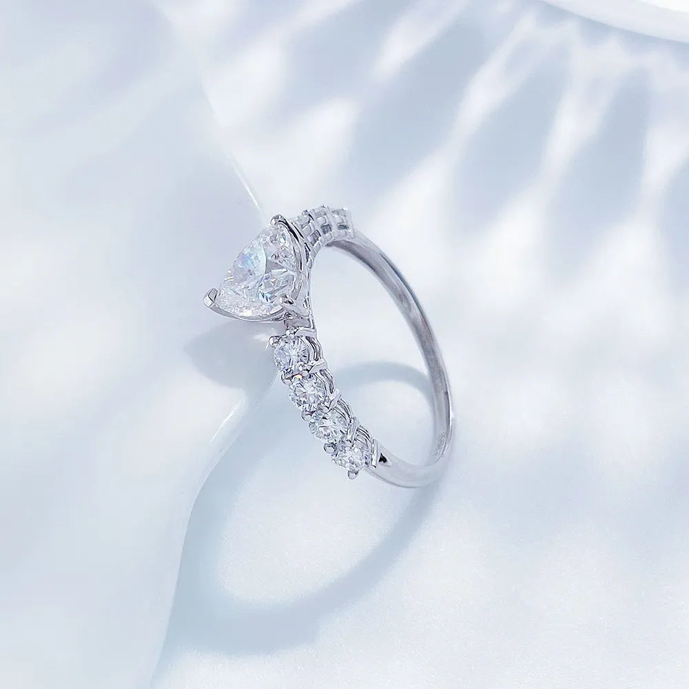 1.06 ct Heart-Cut Lab-Grown Diamond Ring in PT950 Platinum – APYFR0181-PT