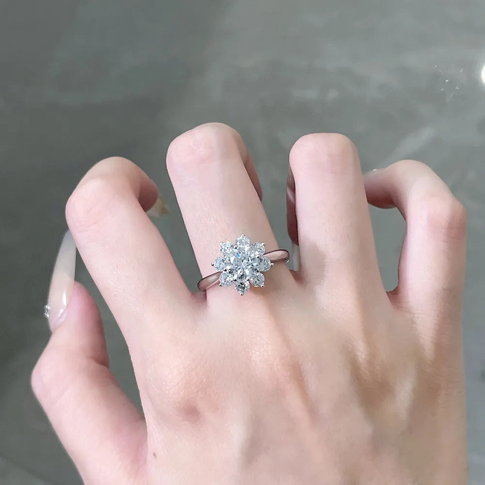 1.28 ct Snowflake Round-Cut Lab-Grown Diamond Ring in PT950 Platinum