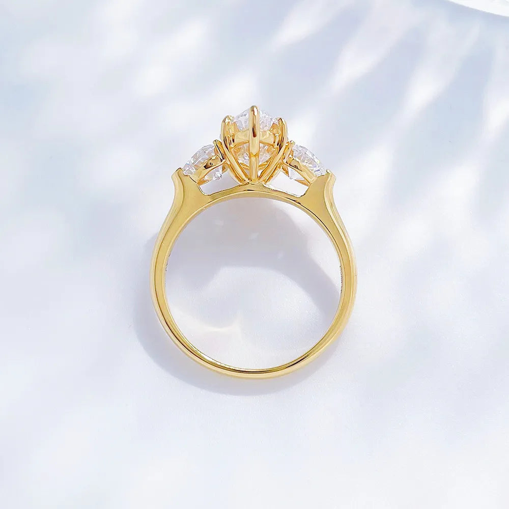 3.02 ct Marquise-Cut Lab-Grown Diamond Ring in 18K Yellow Gold – APYFR0210-Y