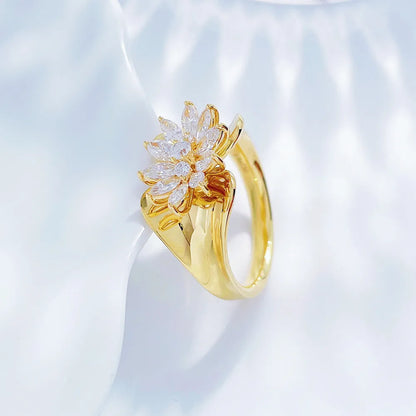 0.95 ctw Floral Mixed-Cut Lab-Grown Diamond Ring in 18K Yellow Gold