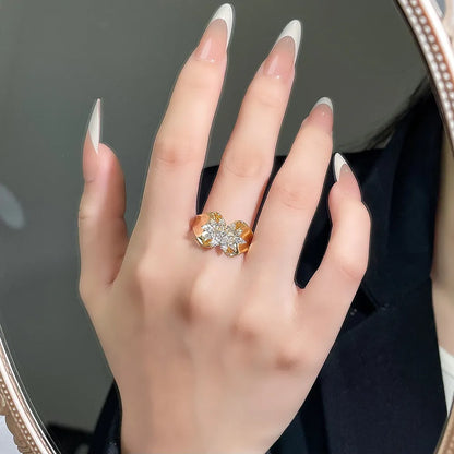 0.95 ctw Floral Mixed-Cut Lab-Grown Diamond Ring in 18K Yellow Gold