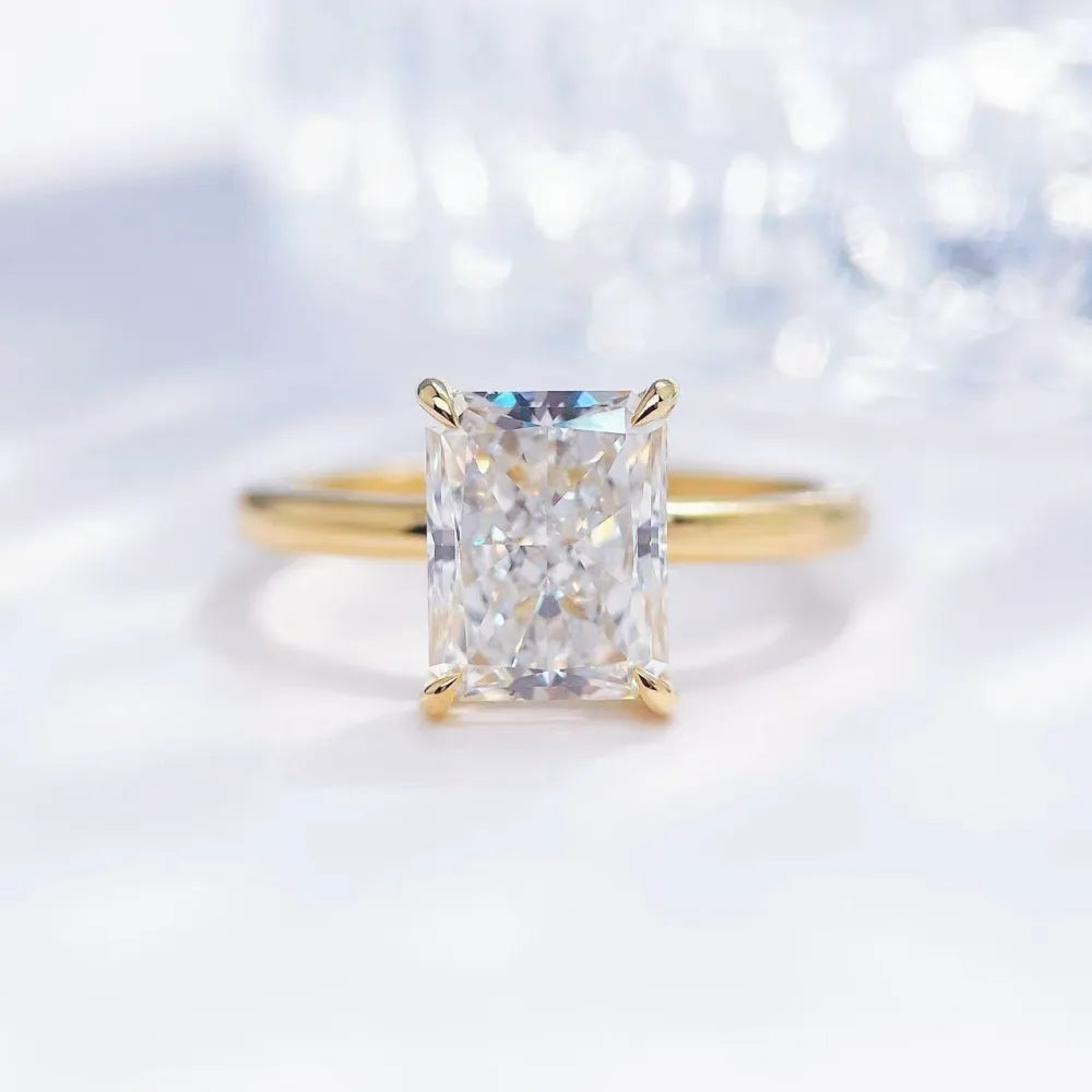 3.09 ct Minimalist Four-Prong Radiant-Cut Lab-Grown Diamond Ring in 18K Yellow Gold