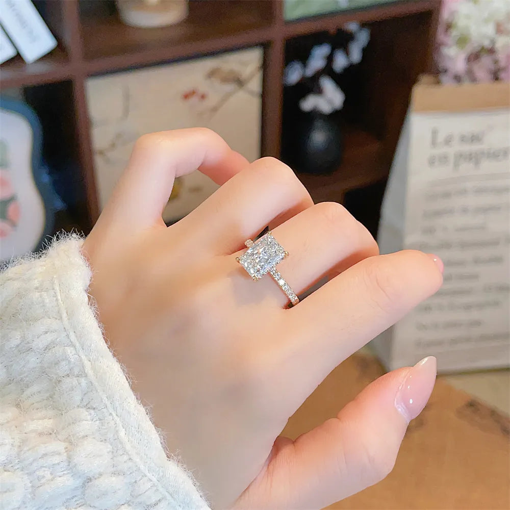 3.01 ct Classic Four-Prong Radiant-Cut Lab-Grown Diamond Ring in 18K Yellow Gold