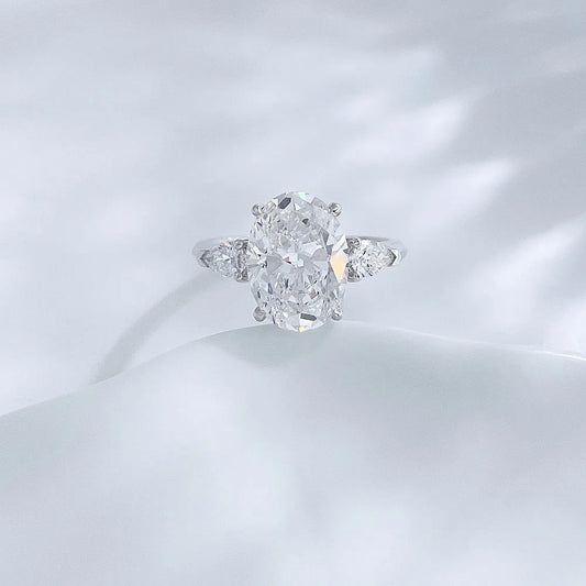3.02 ct Oval-Cut Lab-Grown Diamond Three-Stone Ring in 18K White Gold – APYFR0227-W