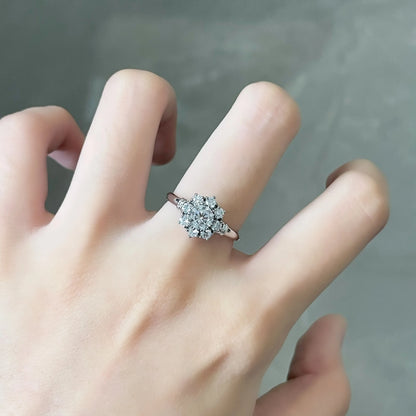 0.52 ct Crown Round-Cut Lab-Grown Diamond Ring in 18K White Gold – APYFR0236-W