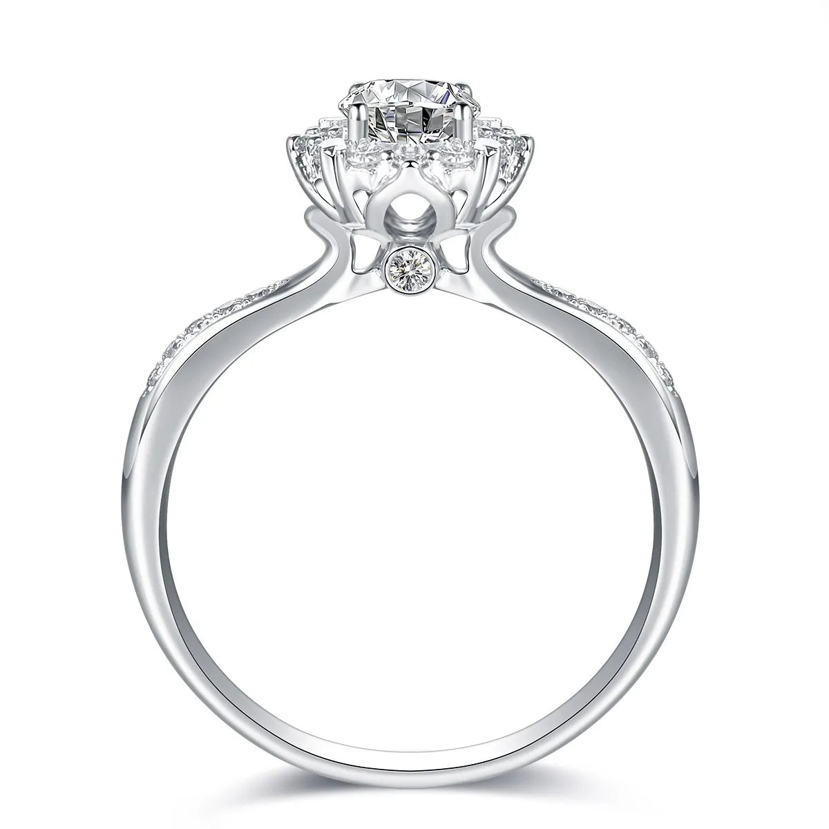 0.52 ct Statement Four-Prong Round-Cut Lab-Grown Diamond Ring in PT950 Platinum – APYFR0239-PT