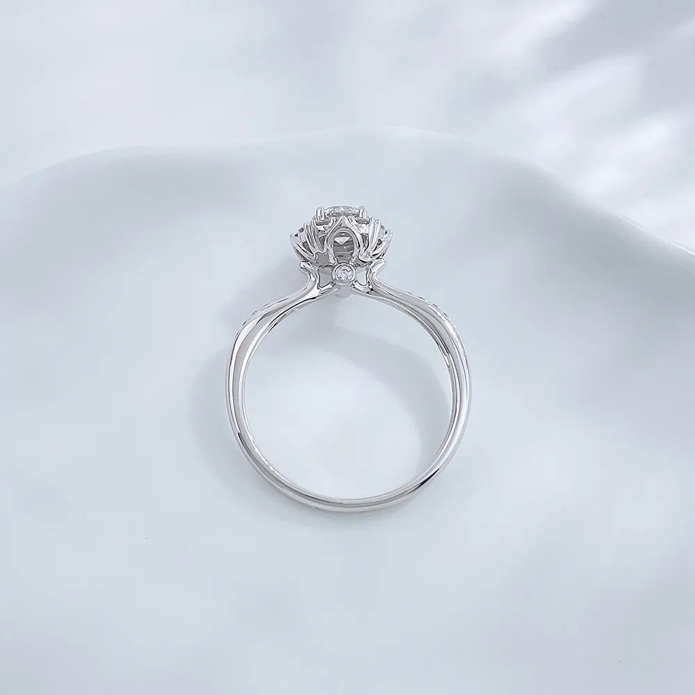 0.52 ct Statement Four-Prong Round-Cut Lab-Grown Diamond Ring in PT950 Platinum – APYFR0239-PT