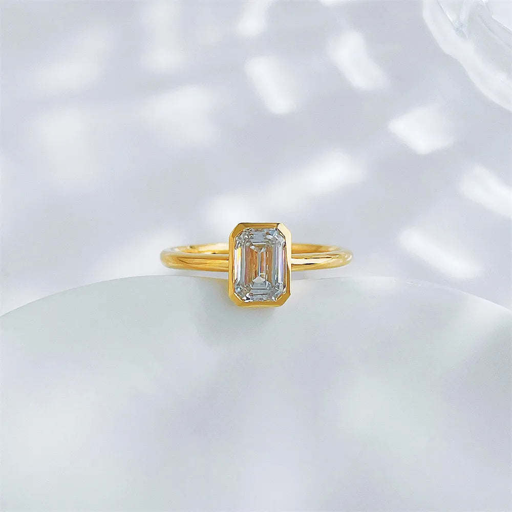 1.07 ct Geometric Emerald-Cut Lab-Grown Diamond Ring in 18K Yellow Gold