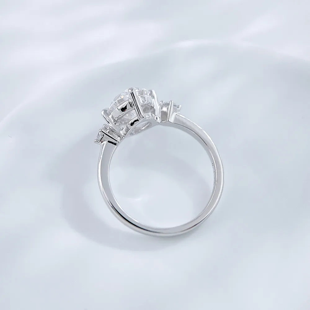 2.46 ct Celestial Four-Prong Oval-Cut Lab-Grown Diamond Three-Stone Ring in PT950 Platinum