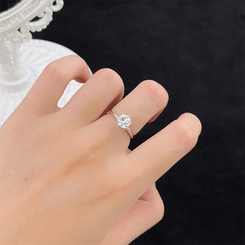 3.03 ct Minimalist Six-Prong Round-Cut Lab-Grown Diamond Ring in PT950 Platinum