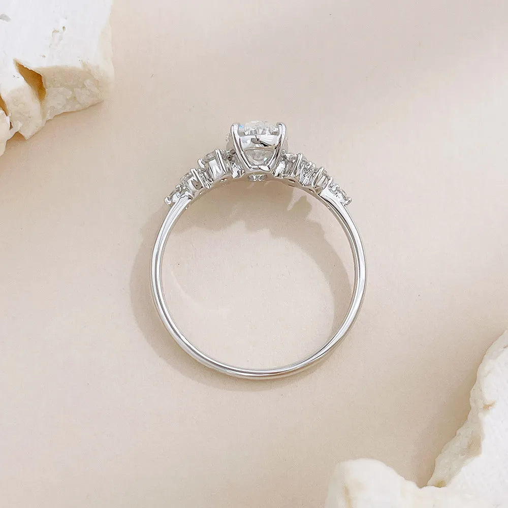 1.05 ct Statement Oval-Cut Lab-Grown Diamond Ring in 18K White Gold – APYFR0286-W