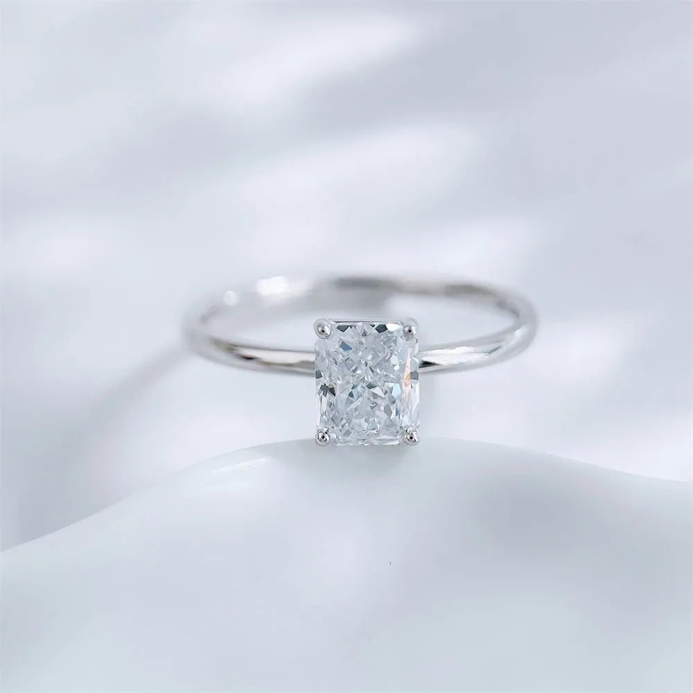 1.09 ct Minimalist Four-Prong Radiant-Cut Lab-Grown Diamond Ring in PT950 Platinum