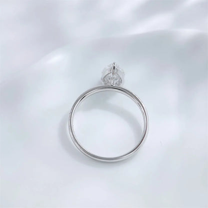 1.1 ct Minimalist Three-Prong Pear-Cut Lab-Grown Diamond Ring in PT950 Platinum