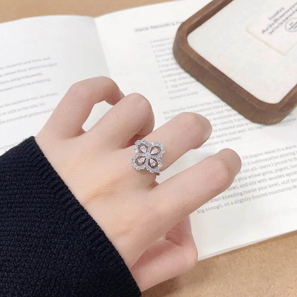 1.12 ctw Four-Leaf Clover Mixed-Cut Lab-Grown Diamond Ring in 18K White Gold