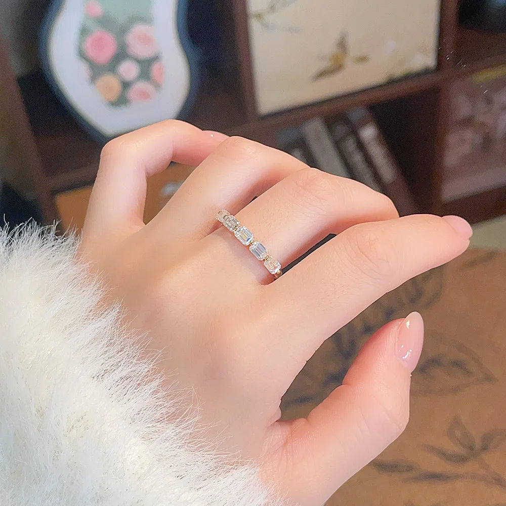 1.77 ctw Celestial Emerald-Cut Lab-Grown Diamond Band in 18K Yellow Gold – APYFR0334-Y