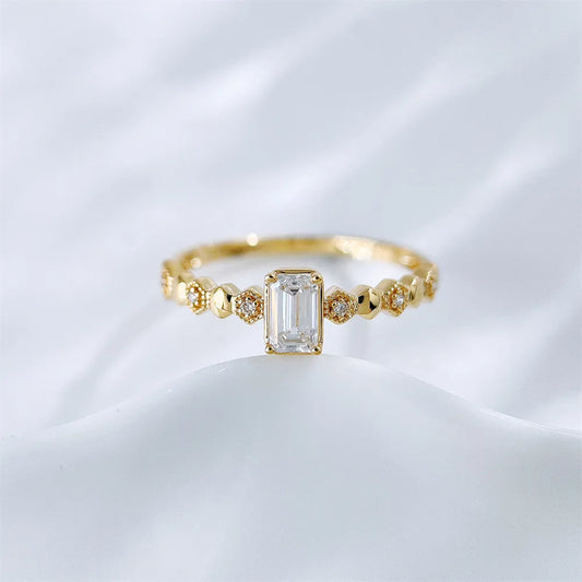 0.34 ct Emerald-Cut Lab-Grown Diamond Ring in 18K Yellow Gold – APYFR0360-Y