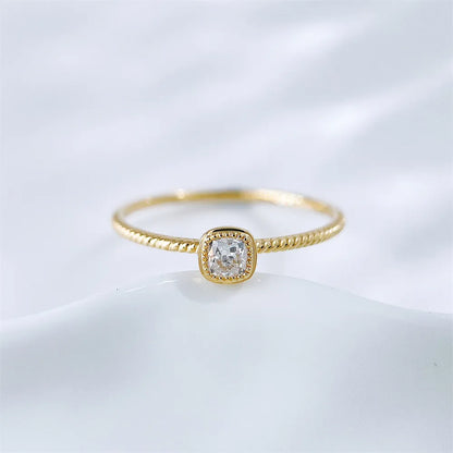 0.14 ct Vintage Cushion-Cut Lab-Grown Diamond Ring in 18K Yellow Gold
