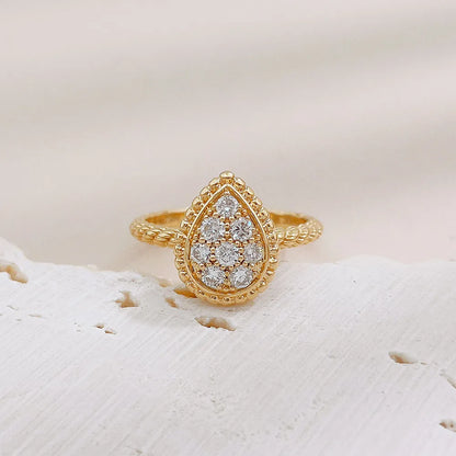 0.28 ctw Vintage Cluster Round-Cut Lab-Grown Diamond Ring in 18K Yellow Gold