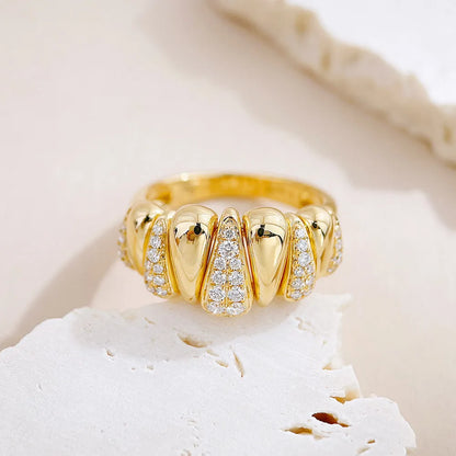 0.29 ctw Cross Round-Cut Lab-Grown Diamond Band in 18K Yellow Gold