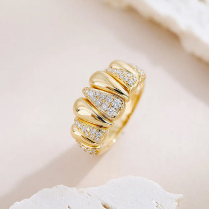 0.29 ctw Cross Round-Cut Lab-Grown Diamond Band in 18K Yellow Gold