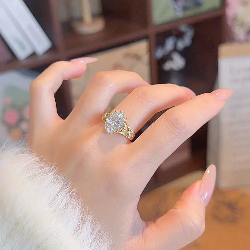 4.04 ct Vintage Oval-Cut Lab-Grown Diamond Ring in 18K Yellow Gold – APYFR0390-Y