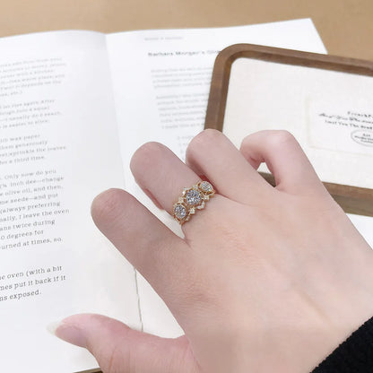 0.55 ct Vintage Round-Cut Lab-Grown Diamond Three-Stone Ring in 18K Yellow Gold