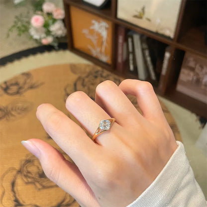 1.07 ct Cross Four-Prong Princess-Cut Lab-Grown Diamond Ring in 18K Yellow Gold